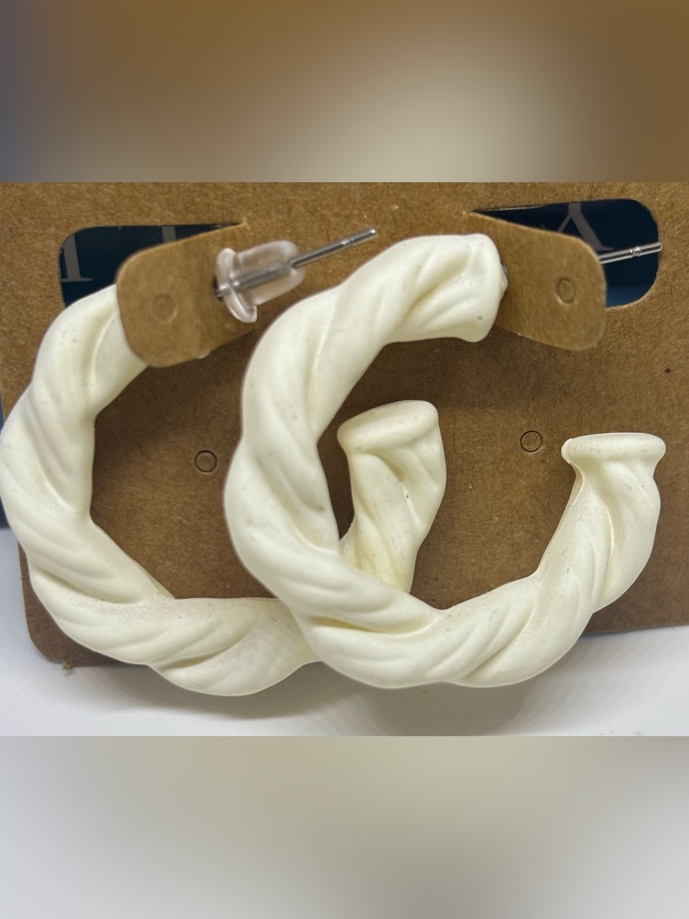 Twisted Hoop Resin Earrings - Cream